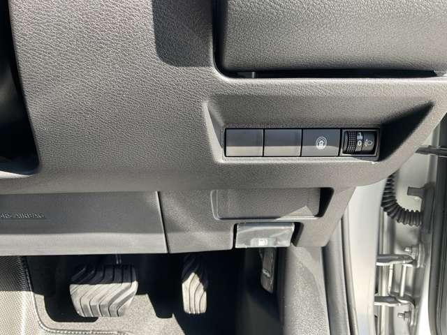 ノート 1.2 X アラウンドビューモニター・前後ドライブレ 衝突被害軽減ブレ-キ 全方位カメラ 禁煙車 LEDヘッドライト レーンアシスト インテリジェントキー ワンオーナー ドラレコ アイドリングストップ 盗難防止システム ワンセグTV TVナビ キーレス(14枚目)