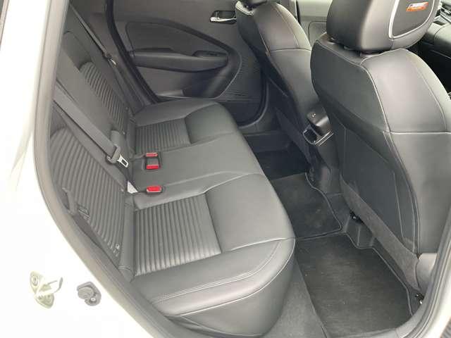 オーラ １．２　Ｇ　レザーエディション　ＢＯＳＥサラウンドシステム・アラウンドビュー　ワンオーナ　追突防止　レーダークルーズ　車線逸脱警報装置　禁煙車　ＬＥＤ　ドライブレコーダー　盗難防止　バックモニター　ＥＴＣ　インテリジェントキー　メモリーナビゲーション　ＡＷ　キーレスエントリー（8枚目）