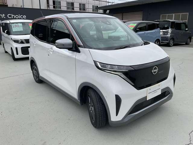 サクラ Ｇ　シートヒーター・前後ドライブレコーダー・　アラウンドビュ　ワンオーナ　踏み間違い防止アシスト　ＬＥＤヘッドランプ　スマートキー　禁煙車使用　ＬＤＷ　盗難防止システム　オートエアコン　ＥＴＣ　バックカメラ　ドライブレコーダー　ＡＢＳ　ナビＴＶ（6枚目）