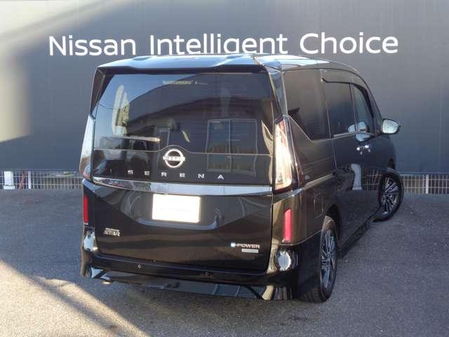 セレナ １．４　ｅ－ＰＯＷＥＲ　ハイウェイスターＶ　寒冷地仕様・防水シート・移動物検知全周囲（16枚目）