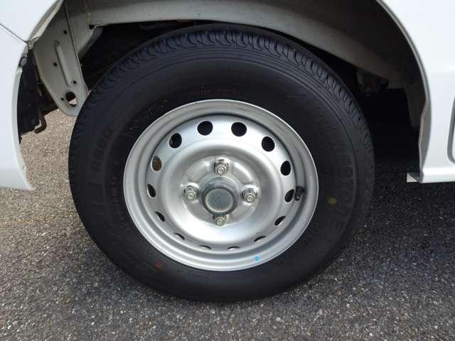 エブリイ PC 660 PC ハイルーフ 5AGS車 4WD AM/FMチューナー・保証期間:1年(走行距離無制限)・両側スライドドア・エアコン・パワステ(13枚目)