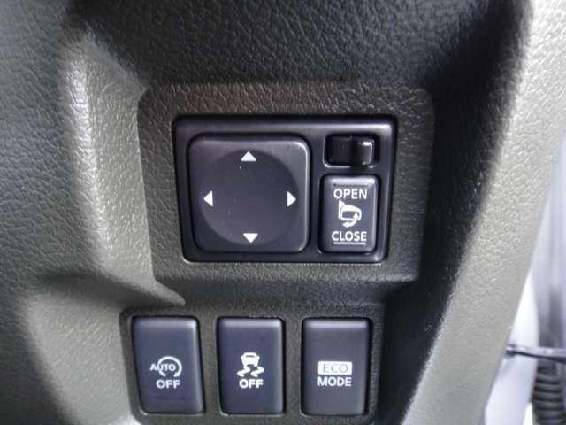 各種スイッチ類です。