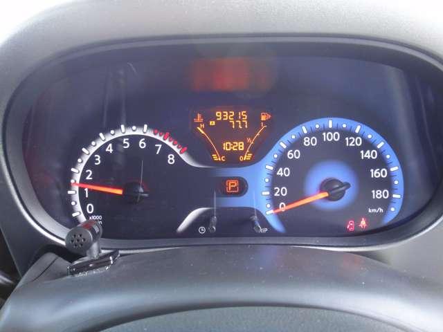 大きいメーターで見やすい　タコメーター＆スピードメーター（ファインビジョンメーター）