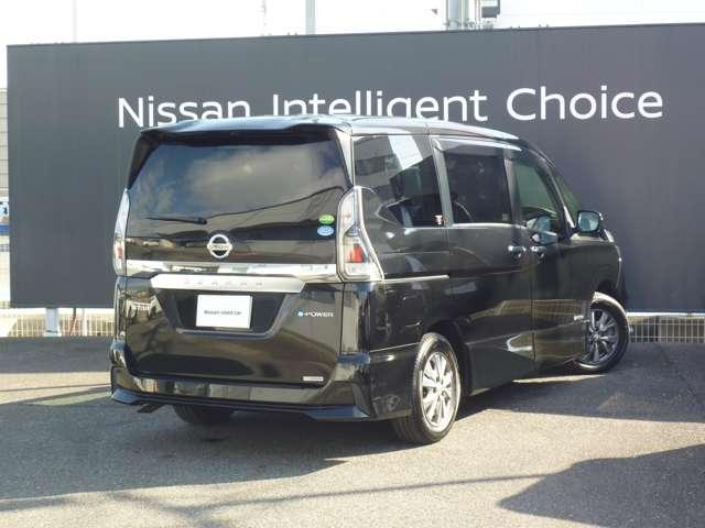 セレナ ｅ－パワー　ハイウェイスターＶ　純正大画面ナビ・全周囲カメラ・ドラレコ・クルーズコントロール・シートヒーター・ハンドルヒーター・ＥＴＣ・パークングサポート・両側電動スライドドア・保証期間：１年（走行距離無制限）（6枚目）