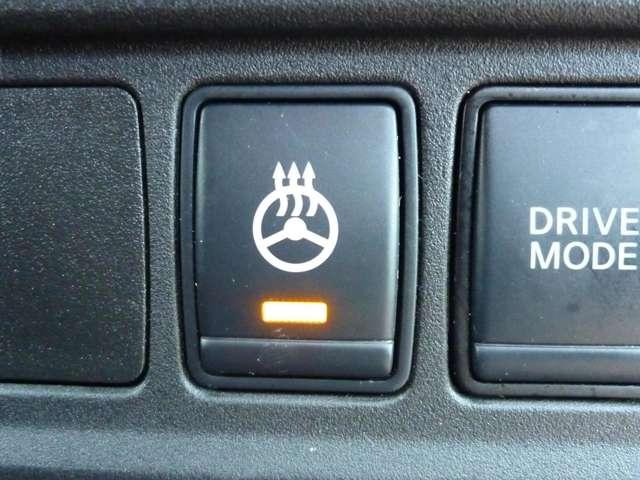 セレナ ｅ－パワー　ハイウェイスターＶ　純正大画面ナビ・全周囲カメラ・ドラレコ・クルーズコントロール・シートヒーター・ハンドルヒーター・ＥＴＣ・パークングサポート・両側電動スライドドア・保証期間：１年（走行距離無制限）（12枚目）