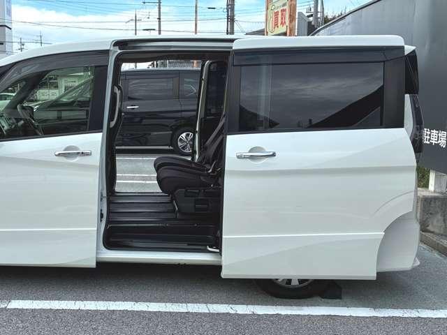 セレナ １．２　ｅ－ＰＯＷＥＲ　ハイウェイスター　Ｖ　走行距離無制限１年保証　両側電動スライド（16枚目）