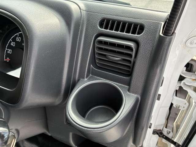 NT100クリッパートラック 660 DX 4WD 走行距離無制限1年保証 5MT ワンオーナー(11枚目)