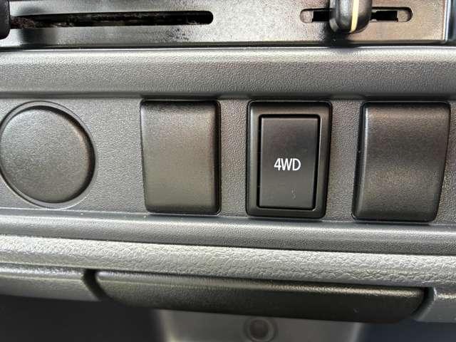 NT100クリッパートラック 660 DX 4WD 走行距離無制限1年保証 5MT ワンオーナー(13枚目)