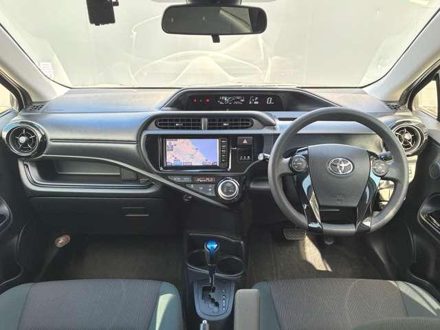 アクア 1.5 S スタイルブラック 走行距離無制限1年保証 踏み間違い防止装置(6枚目)