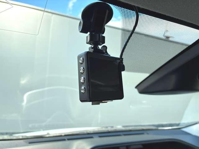 アクア 1.5 S スタイルブラック 走行距離無制限1年保証 踏み間違い防止装置(10枚目)