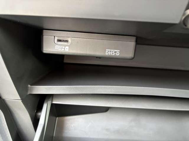 セレナ １．２　ｅ－ＰＯＷＥＲ　ハイウェイスター　Ｖ　走行距離無制限１年保証　プロパイロット（15枚目）