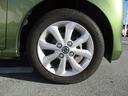 スタイリッシュな14in.アルミホイールを装着!(155/65R14)タイヤの溝もタップリ残っているので安心です♪
