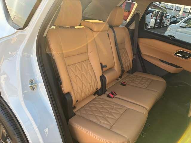 エクストレイル 4WD パノラミックガラスルーフ BOSEサウンドシ(33枚目)