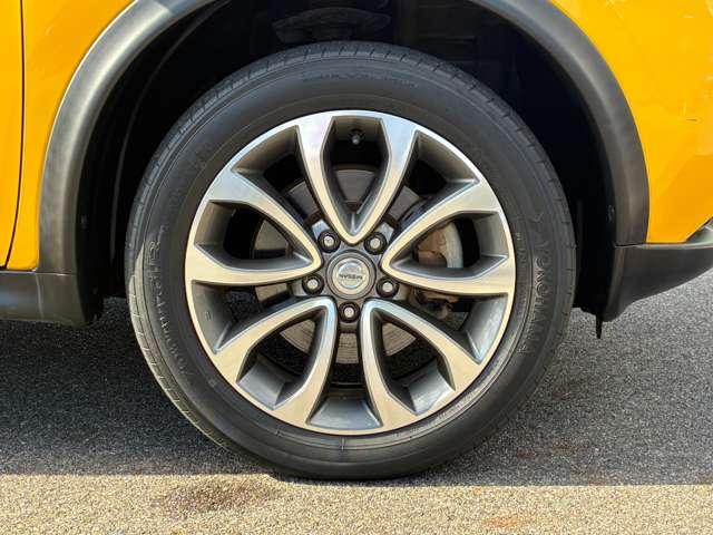 ジューク １６ＧＴ　ＦＯＵＲ　日産純正メモリーナビ　アラウンドビューモニター　ＥＴＣ　ドライブレコーダー　１７インチアルミホイール　キセノンヘッドランプ（12枚目）