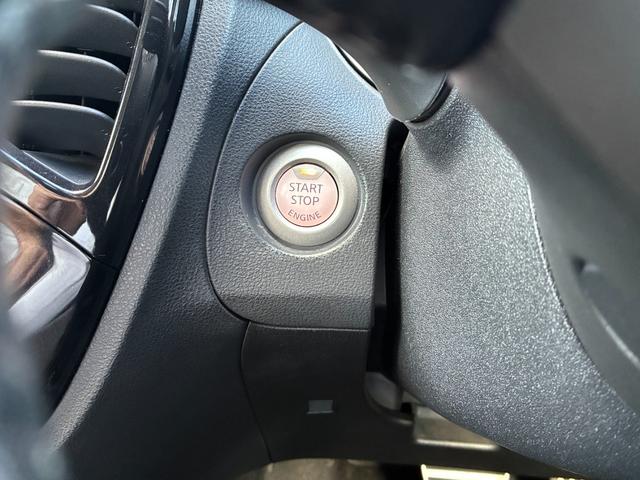 ジューク １６ＧＴ　ＦＯＵＲ　日産純正メモリーナビ　アラウンドビューモニター　ＥＴＣ　ドライブレコーダー　１７インチアルミホイール　キセノンヘッドランプ（32枚目）