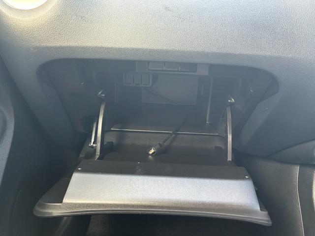 ジューク １６ＧＴ　ＦＯＵＲ　日産純正メモリーナビ　アラウンドビューモニター　ＥＴＣ　ドライブレコーダー　１７インチアルミホイール　キセノンヘッドランプ（34枚目）