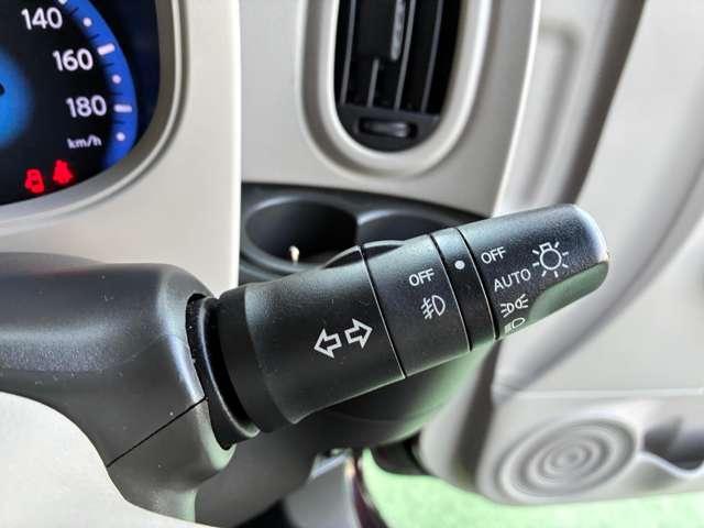 キューブ １．５　１５Ｘ　Ｖセレクション　純正メモリーナビ・バックカメラ（17枚目）