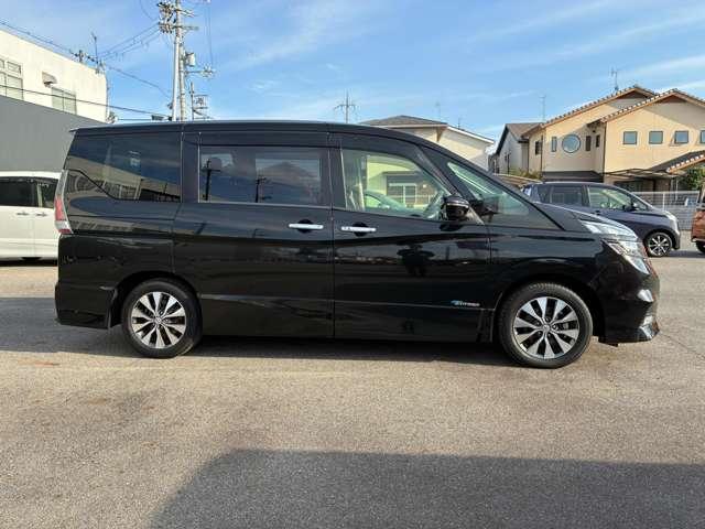 セレナ ２．０　ハイウェイスター　プロパイロット　エディション　両側ハンズフリーオートスライドドア（8枚目）