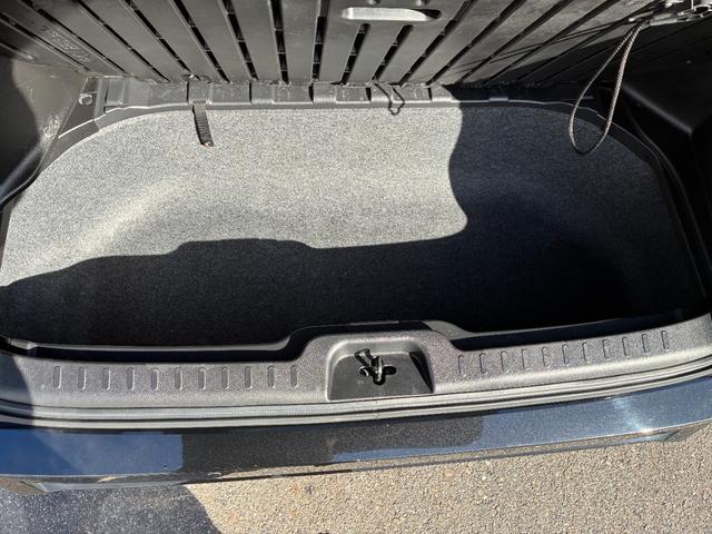 セレナ ハイウェイスター　Ｖセレクション　純正９インチメモリーナビ　ＥＴＣ　ドラレコ　アラウンドビューモニター　両側ハンズフリーオートスライドドア　衝突被害軽減ブレーキ（61枚目）