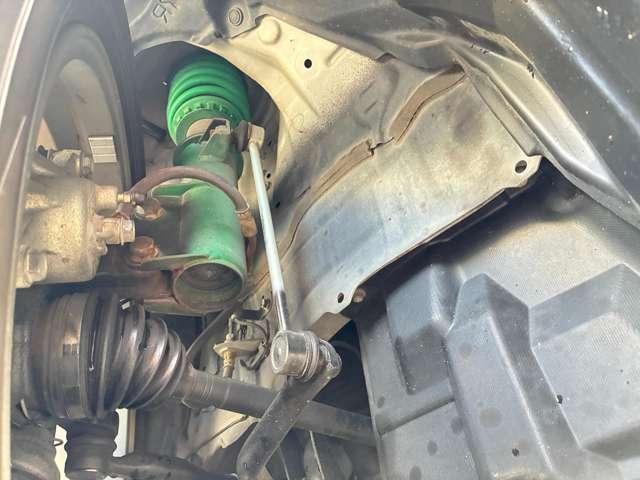 カローラフィールダー １．５　ハイブリッド　Ｇ　Ｗ×Ｂ　プリクラッシュセーフティ・ＬＥＤヘッドライ（15枚目）