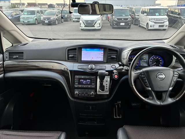 エルグランド 2.5 250ハイウェイスターS アーバンクロム 純正ナビ・アラウンドビューモニター・社外(5枚目)