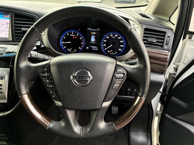 エルグランド 2.5 250ハイウェイスターS アーバンクロム 純正ナビ・アラウンドビューモニター・社外(6枚目)