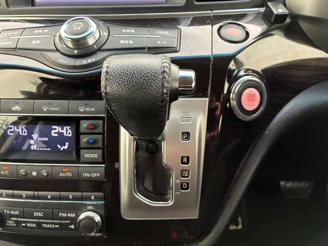 エルグランド 2.5 250ハイウェイスターS アーバンクロム 純正ナビ・アラウンドビューモニター・社外(14枚目)