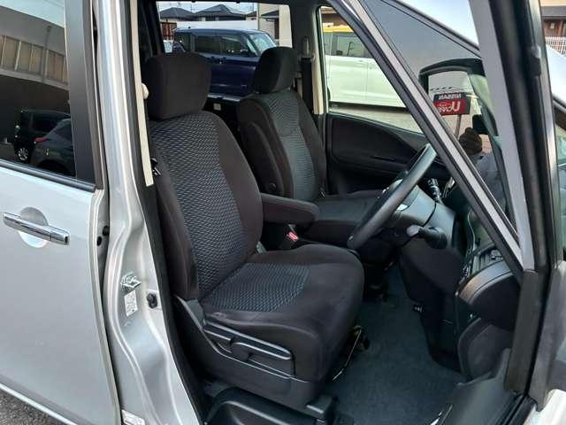 セレナ ２．０　２０Ｘ　Ｓ－ＨＹＢＲＩＤ　バックカメラ（19枚目）