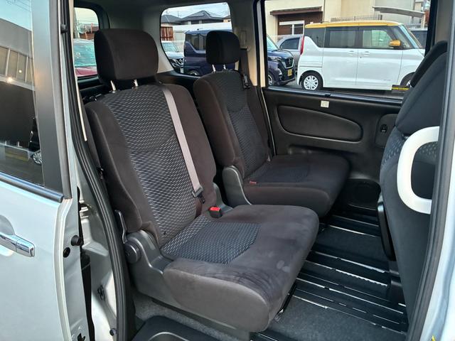 セレナ ２．０　２０Ｘ　Ｓ－ＨＹＢＲＩＤ　バックカメラ（40枚目）