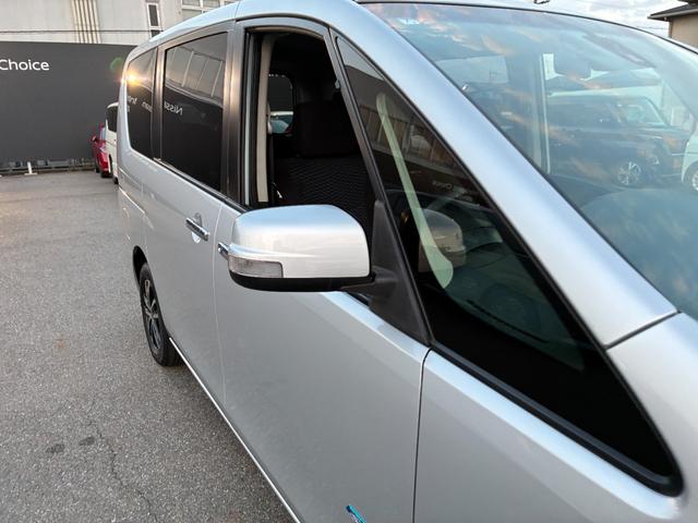 セレナ ２．０　２０Ｘ　Ｓ－ＨＹＢＲＩＤ　バックカメラ（46枚目）