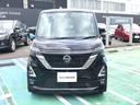 日産のブランドを象徴するVモーショングリルです。