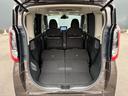 後席シートを倒せばゴルフバッグやキャンプ用品も積めそうな広さです