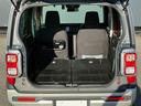 後席を左右ともに倒せば、キャンプなどのアウトドアグッズもらくらく積めます