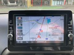 メーカー純正ナビゲーションです。　初めて走る道でも安心して運転が出来ます。 4