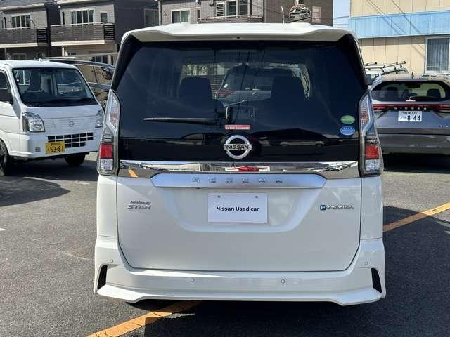 セレナ １．２　ｅ－ＰＯＷＥＲ　ハイウェイスター　Ｖ　両側電動　ナビ（10枚目）