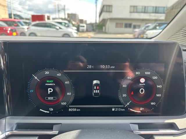 オーラ Ｇ　ＦＯＵＲ４ＷＤ　自社社用車　ＢＯＳＥサウンド　プロパイロット　ＥＴＣ２．０　純正ナビ（メーカーＯＰ）　フルセグＴＶ　ＨＤＭＩ接続　Ｂｌｕｅｔｏｏｔｈ接続　衝突軽減ブレーキ　踏み間違い防止　シートヒーター（24枚目）