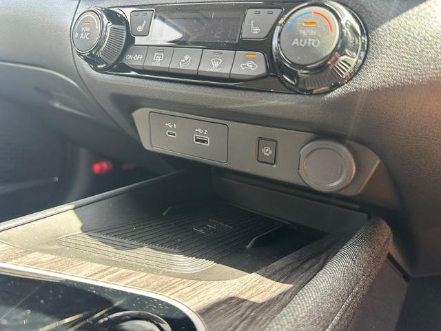 オーラ Ｇ　ＦＯＵＲ４ＷＤ　自社社用車　ＢＯＳＥサウンド　プロパイロット　ＥＴＣ２．０　純正ナビ（メーカーＯＰ）　フルセグＴＶ　ＨＤＭＩ接続　Ｂｌｕｅｔｏｏｔｈ接続　衝突軽減ブレーキ　踏み間違い防止　シートヒーター（32枚目）