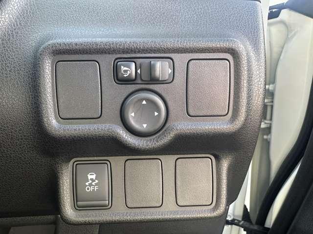 ノート ＮＩＳＭＯ　Ｓ　社外ナビｓｔｒａｄａ　バックカメラ　純正アルミ　ワンオーナー　フルセグＴＶ　ＤＶＤ再生　ＥＴＣ　ＬＥＤヘッドライト　５ＭＴ　インテリキー　横滑り防止　Ｂｌｕｅｔｏｏｔｈ接続　ＡＢＳ（15枚目）