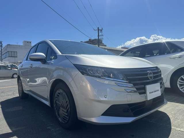 ノート Ｘ　自社社用車　全周囲カメラ　踏み間違い防止　衝突軽減ブレーキ　純正ディスプレイオーディオ　ＵＳＢ入力端子　Ｂｌｕｅｔｏｏｔｈ接続　ハイビームアシスト　スマートルームミラー　ＬＥＤヘッドライト　横滑り防止（6枚目）