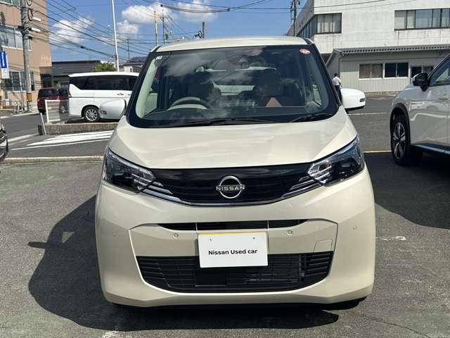 デイズ ボレロ 自社社用車 全周囲カメラ 踏み間違い防止 衝突軽減ブレーキ 純正ディスプレイオーディオ Bluetooth接続 LEDヘッドライト ハイビームアシスト 横滑り防止 USB入力端子 電動格納ミラー(7枚目)