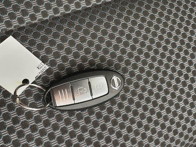 キックス X(e-POWER) プロパイロット 純正ナビ 踏み間違い防止 スマートルームミラー ETC2.0 フルセグTV Bluetooth接続 LEDヘッドライト 純正アルミ ワンオーナー 純正ドラレコ前後 ハイビームアシスト(35枚目)
