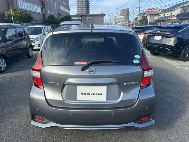 ノート ｅ－ＰＯＷＥＲ　Ｘ　ＦＯＵＲ　Ｖセレクション　４ＷＤ　社外ナビ　社外前後ドラレコ　ワンオーナー　フルセグＴＶ　Ｂｌｕｅｔｏｏｔｈ接続　ＥＴＣ　スマートルームミラー　衝突軽減ブレーキ　踏み間違い防止　ＬＥＤヘッドライト　車線逸脱警報　ＤＶＤ再生（9枚目）