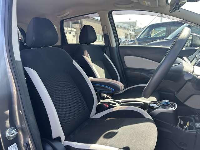 ノート ｅ－ＰＯＷＥＲ　Ｘ　ＦＯＵＲ　Ｖセレクション　４ＷＤ　社外ナビ　社外前後ドラレコ　ワンオーナー　フルセグＴＶ　Ｂｌｕｅｔｏｏｔｈ接続　ＥＴＣ　スマートルームミラー　衝突軽減ブレーキ　踏み間違い防止　ＬＥＤヘッドライト　車線逸脱警報　ＤＶＤ再生（16枚目）