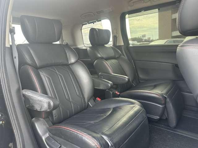 視界の良さなど、いつでも安心して運転できるようにドライバーをサポートします。