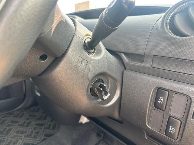 タント Ｇ　片側電動ドア　社外アルミ　ベンチシート　　スマートキー　ＡＢＳ　オーディオ　ＣＤ再生　ラジオ　ＡＵＴＯエアコン　盗難防止装置（21枚目）
