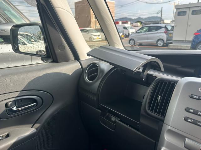 タント Ｇ　片側電動ドア　社外アルミ　ベンチシート　　スマートキー　ＡＢＳ　オーディオ　ＣＤ再生　ラジオ　ＡＵＴＯエアコン　盗難防止装置（25枚目）