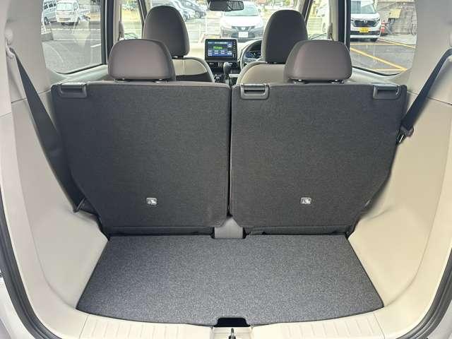 デイズ X 自社社用車 全周囲カメラ 踏み間違い防止 衝突軽減ブレーキ ハイビームアシスト ベンチシート 電動格納ミラー USB入力端子 横滑り防止 オートライト 純正ディスプレイオーディオ 障害物センサー(10枚目)