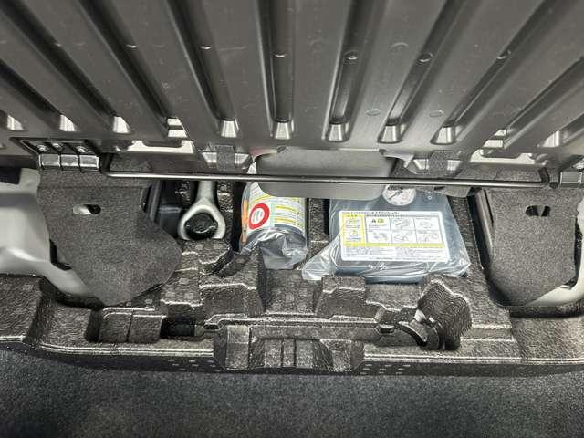 デイズ X 自社社用車 全周囲カメラ 踏み間違い防止 衝突軽減ブレーキ ハイビームアシスト ベンチシート 電動格納ミラー USB入力端子 横滑り防止 オートライト 純正ディスプレイオーディオ 障害物センサー(12枚目)