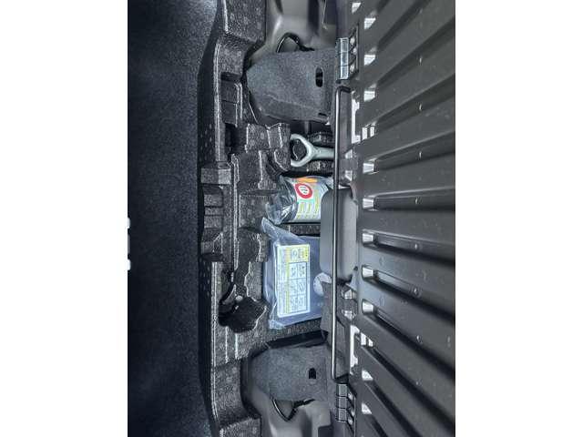 デイズ X 自社社用車 全周囲カメラ 踏み間違い防止 衝突軽減ブレーキ 横滑り防止 純正ディスプレイオーディオ インテリキー 電動格納ミラー Bluetooth接続 ベンチシート ハイビームアシスト 純正アルミ(13枚目)