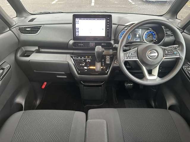 ルークス ハイウェイスター X プロパイロットエディション 自社社用車 純正ナビ 両側電動スライド SOSコール 衝突軽減ブレーキ 踏み間違い防止 プロパイロット LEDヘッドライト 全周囲カメラ フルセグTV 純正アルミ 電動格納ミラー ハイビームアシスト(3枚目)